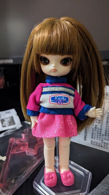Small Doll Figure, Docolla Pullip Doll On Obitsu 11 Body