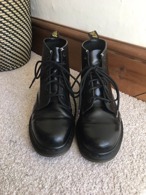 Dr martens hotsell 101 mono