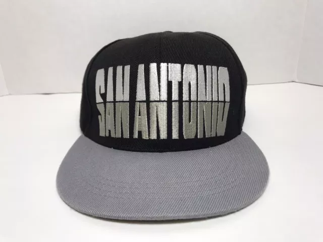 Vintage San Antonio Embroidered TX NBA Spurs Gray Black Snapback Hat Cap Texas