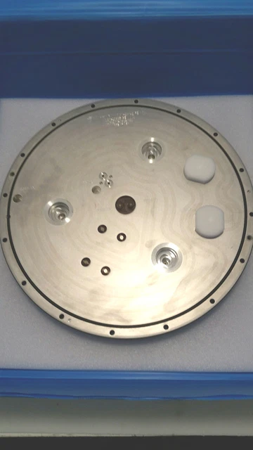 0190-23942 Assy Cesc 5Mm Puck Bipolar Heated 300Mm 0190-23835  Applied Materials