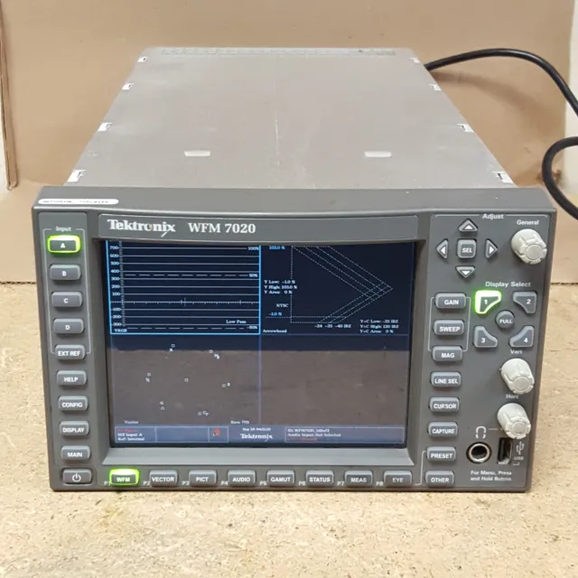 Tektronix WFM7020 Waveform Monitor (Pwrs On) w/Power Cord -USED-