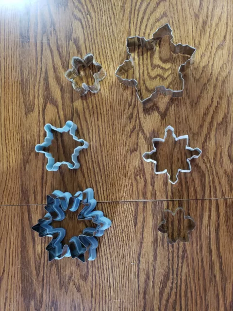 Vintage Tin Snowflake Cookie Cutters, Lot of 6