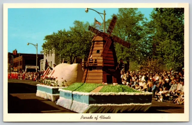 Postcard Parade During The Tulip Festival, Holland Michigan Unposted