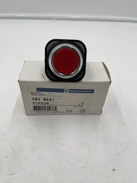 Telemecanique XB2 MA41 Push Button 030936 In Red New