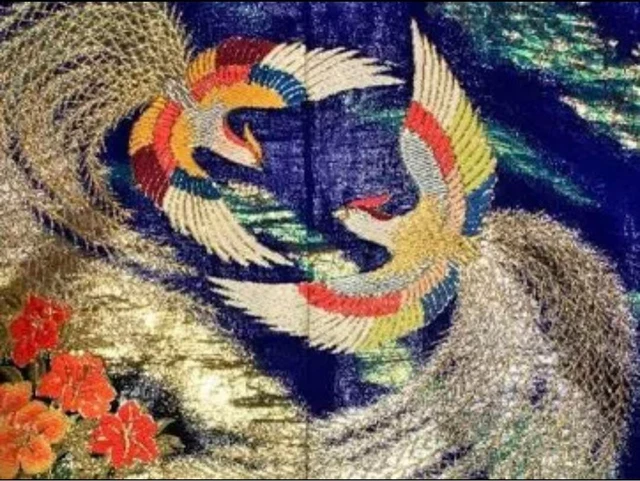 Japanese Kimono Uchikake Luxurious Wedding Pure Silk Full Embroidery Blue Used 5