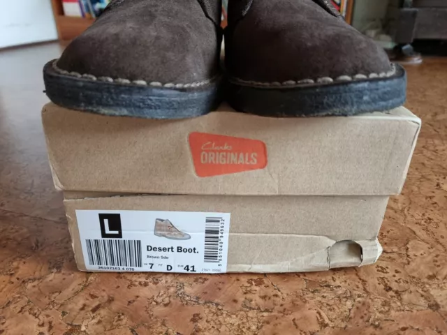 CLARKS ORIGINALS BROWN Suede Desert Boots £25.00 - PicClick UK