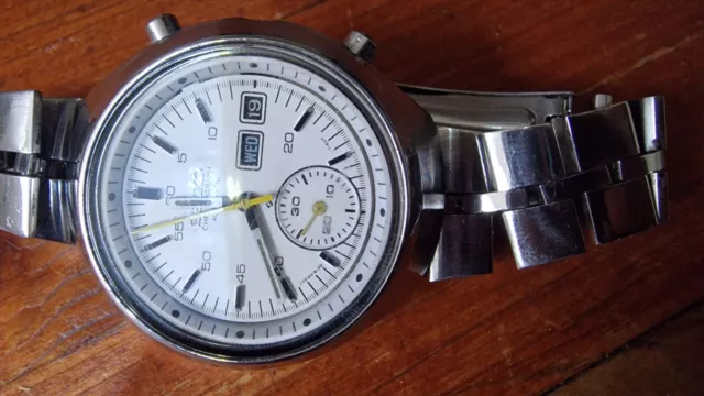 Vintage Seiko 6139-7100 chronograph  March 1976 spares or repair