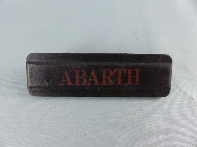 Autocollant Emblème Fiat Abarth Pour Voiture - Décor Perso Facile à Poser