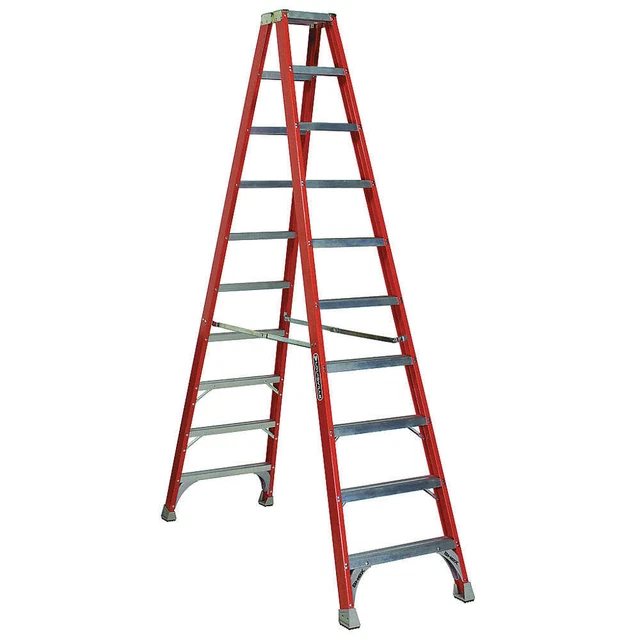 LOUISVILLE FM1510 Twin Stepladder,Fbrgls,IA,10ft,FM1500