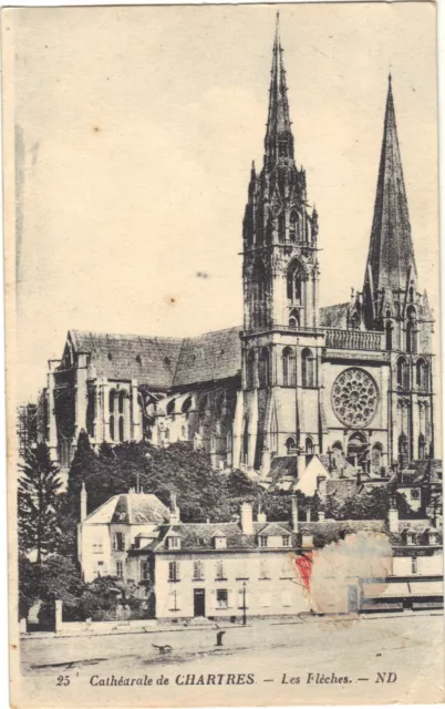 Cathédrale de CHARTRES - Les flèches   (i403)