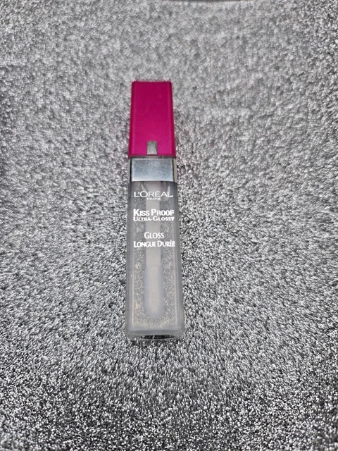 Gloss à Lèvres Hello Kitty Diamond Gloss Fruit Roll-on - Transparent Pailleté Parfum Pomme, 2.5ml