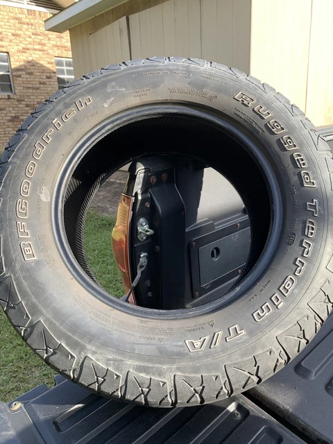 BFGoodrich Rugged Terrain T/A P265/65R17 Tires 3