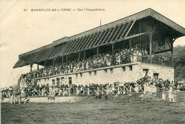 Carte BAGNOLES DE L'ORNE NORMANDIE Sur l'Hippodrome La foule