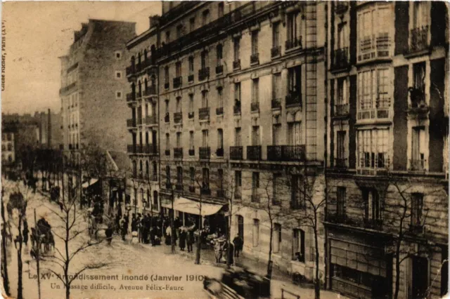 CPA PARIS Le XV Arr. Inonde 1910 Avenue Felix-Faure (578384)