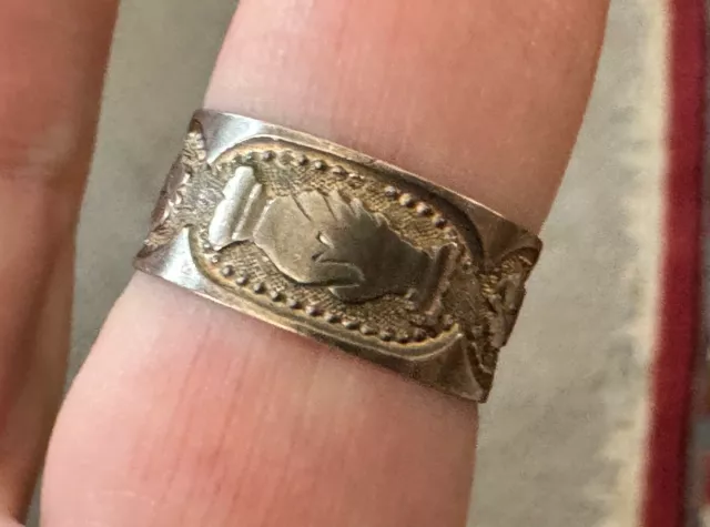 Antique 10K Gold Odd Fellows Fraternal Wide Band Ring 6 1/4