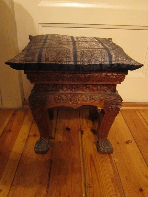 Indonesien HOCKER BEISTELLTISCH Holz handgeschnitzt Garuda Blumen Anf 20.Jhd