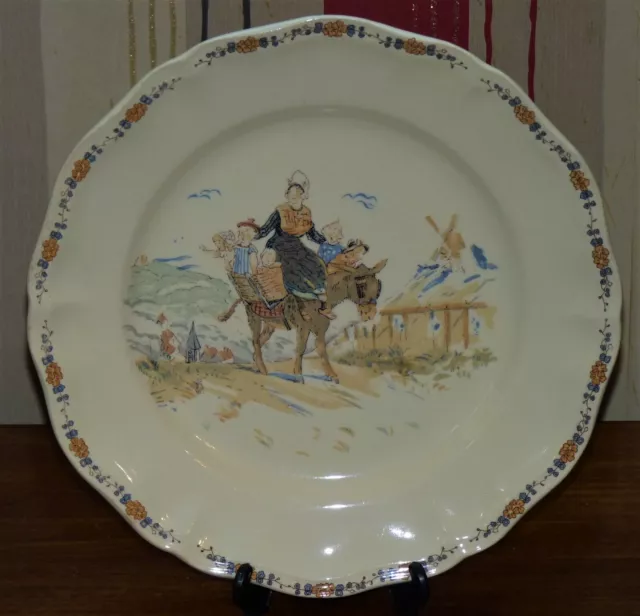 Assiette En Faience De Sarreguemines Enfants Richard 20 EME N°2  bon etat