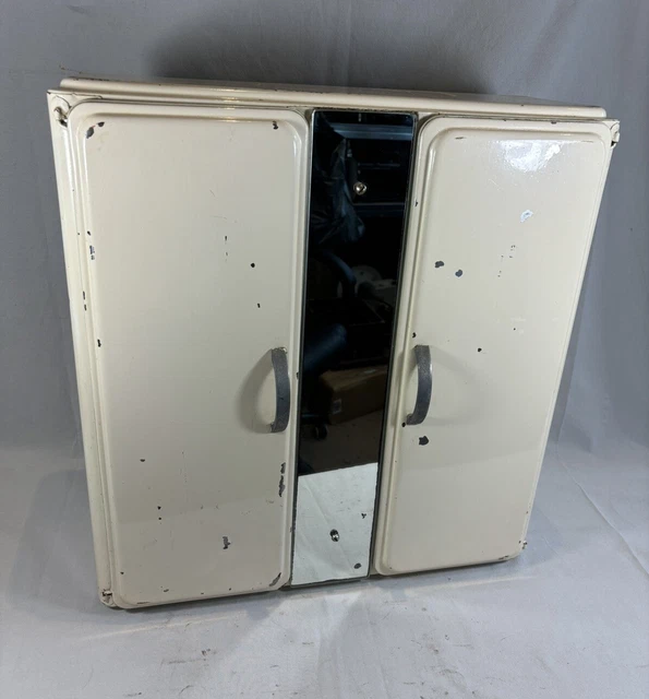 ANCIENNE ARMOIRE DE TOILETTE PHARMACIE 2 Portes & Miroir 19301950 en