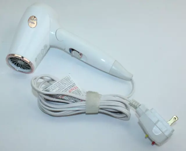 T3 Micro Featherweight Compact Folding  Blow Dryer   Travel 76851 White