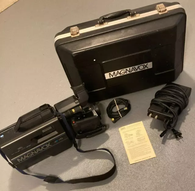 Vintage Magnavox VHS Movie Maker Camera Bundle ~~ VR9143AV01