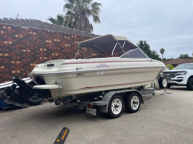Haines signature 560br bow rider fishing boat cruise ski Haines signature 560br bow rider fishing boat cruise ski