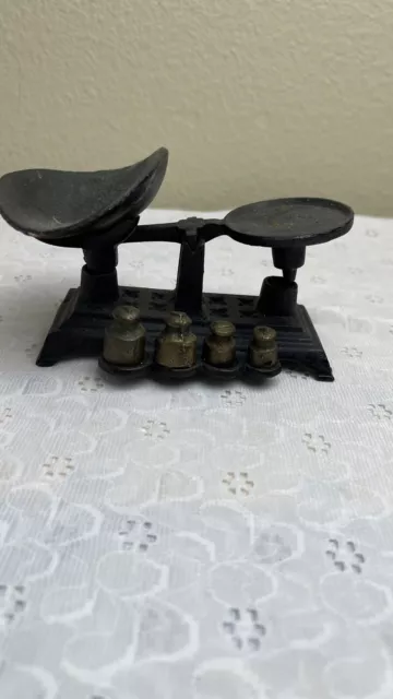 Vintage Small Mini Cast Iron Balance Scale  w/ Scoop & 4 Weights Miniature