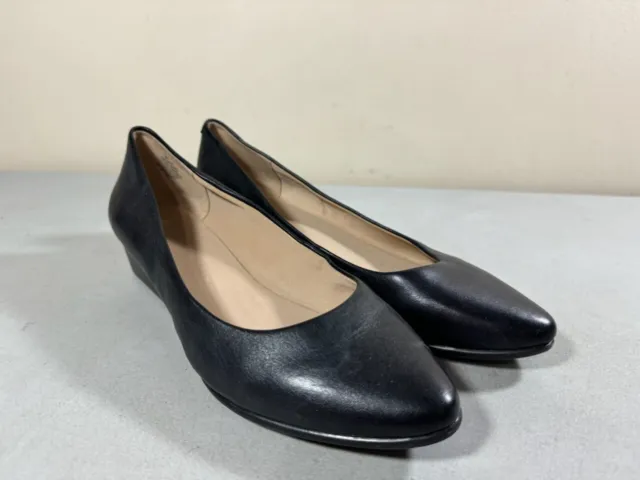 e360 by Easy Spirit women's black leather Avery low wedge pumps size 9