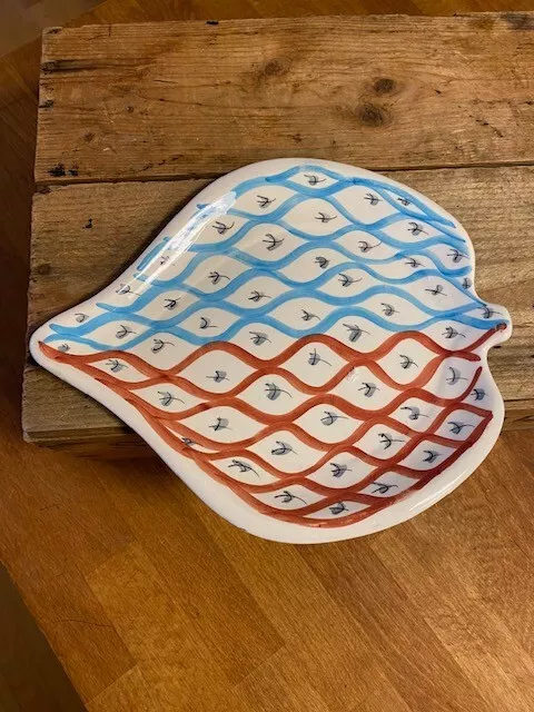 Vintage Red & Blue Italian Pottery Mid-Century Leaf-Shaped Dish – Retro! –