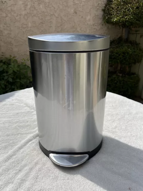 Simplehuman 10Liter/2.6 Gallon Small Semi-Round Bathroom Step Trash Can Cw1833