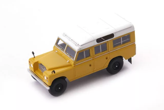 Land Rover Series III 109 Jaune - Grande Bretagne 1975 1/43 Avenue 43