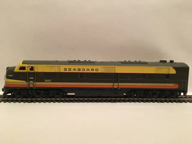 HO Proto 2000 Seaboard Air Line E7 Powered Diesel Locomotive SAL #3027