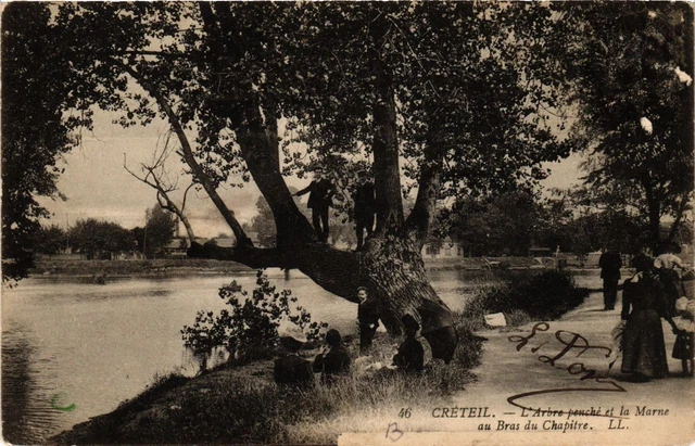 CPA CRÉTEIL - L'Arbre penché et la Marne au Bras du Chapitre (659643)