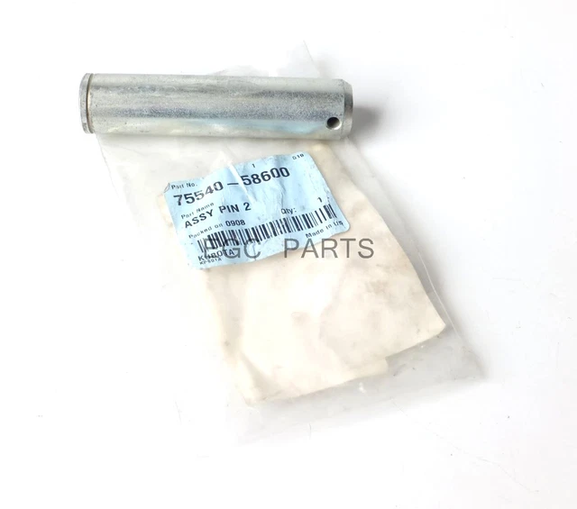 KUBOTA &LA SERIES& Tractor Loader Boom Pin 2 *7554058600* £8.00