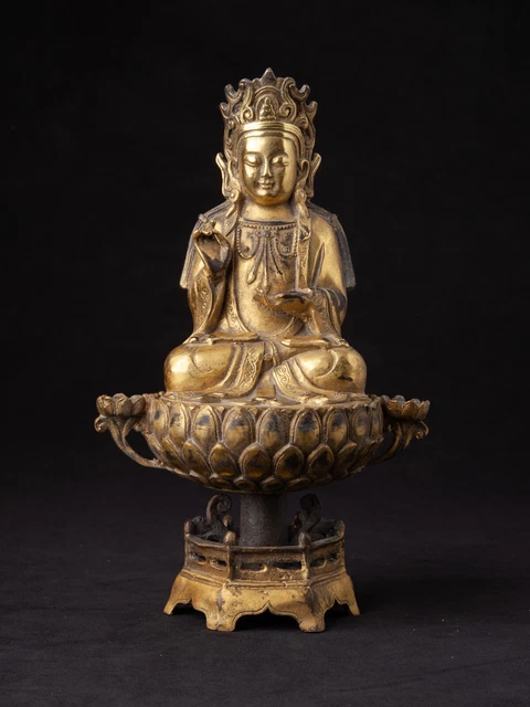 Chinese bronze Guan Yin statue from China, Late 20th century