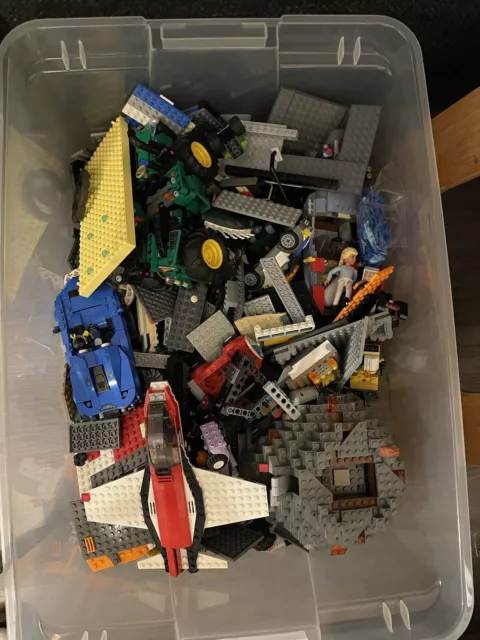 Huge Lego Technic Bionicle Lot Parts minifigures figures minecraft roblox  12b17
