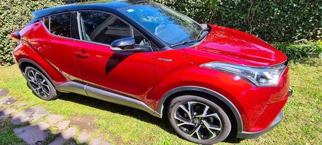 auto privato usato toyota CH-R