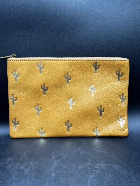NWT Madewell Leather Pouch Clutch Brown Interior Card Slots, Snap Pocket CACTUS