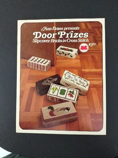 Door Prizes Slipcover Bricks in Counted Cross Stitch Ann Evans Vtg 1980