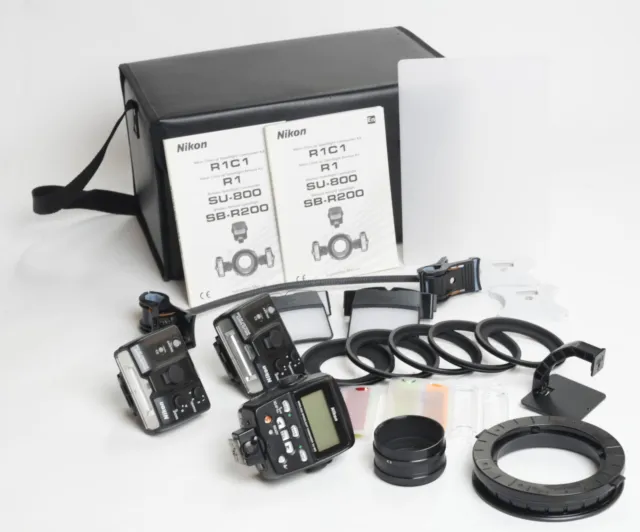 Nikon R1C1 Close Up Speedlight Commander Kit