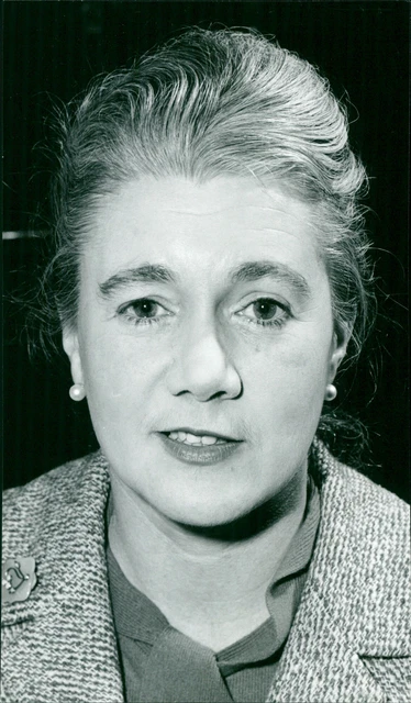 Patricia Butler - Vintage Photograph 2860289