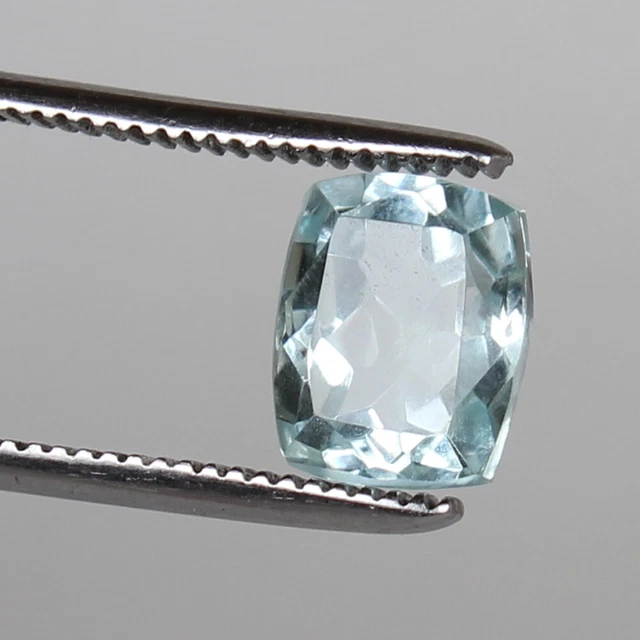 Tourmaline Indicolite Naturelle Bleue 7.56ct - Taille Coussin 10x12mm - Gemme Certifiée
