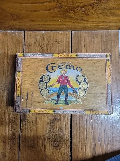 Vintage Certified Cremo Cigar Box Factory No. 117 District, SC 50