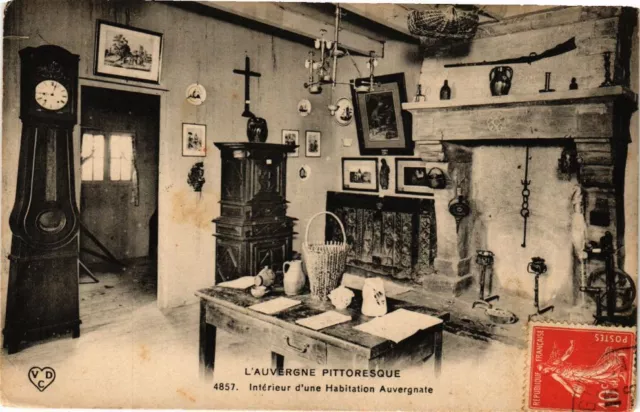 CPA L'Auvergne Picturesque - Interior of an Auvergnate House (240378)