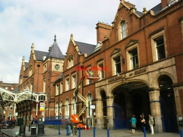 Photo  Marylebone Station Also Known As London Marylebone  Central London Railwa
