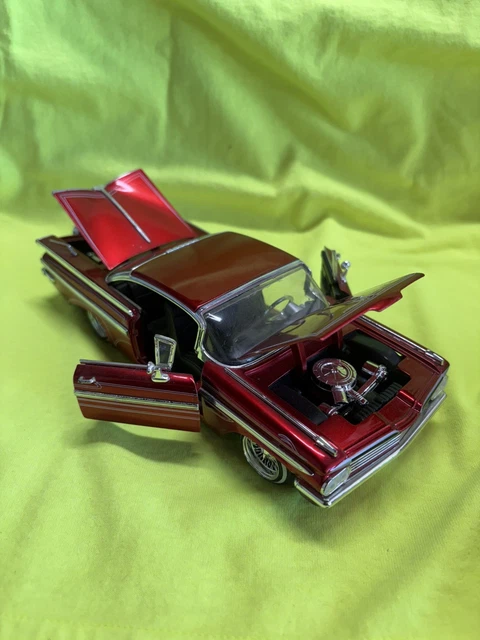 JADA TOYS 1/24 1960 Chevrolet Impala Felix the Cat Version Rare