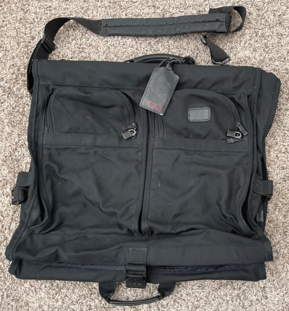 Preowned TUMI USA Alpha Bi-Fold Garment Bag Black Ballistic Nylon Luggage