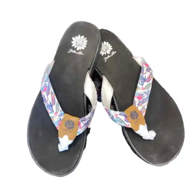 Yellow Box White with Floral Sequin Flip Flops Womens Size 3
