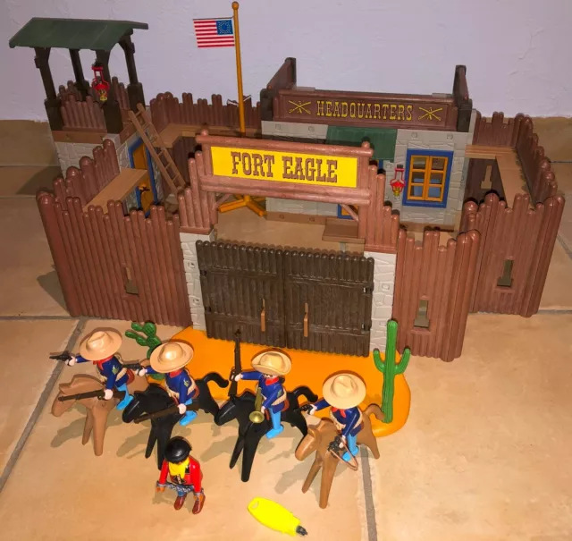 PLAYMOBIL WESTERN CAVALERIE - Fort Eagle #3023