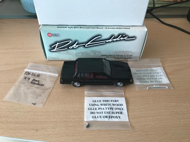 Rob Eddie Models 1/43 - Volvo 760GL Taxi 1987 - Édition Limitée 1/250