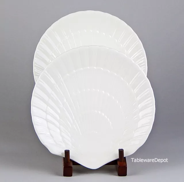 Set of 2 Shell Salad Plates, MINT & SUPERB! Mikasa Country Manor White, FF001
